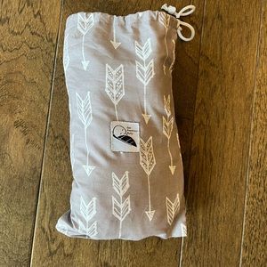 San Fransisco Baby nursing cover